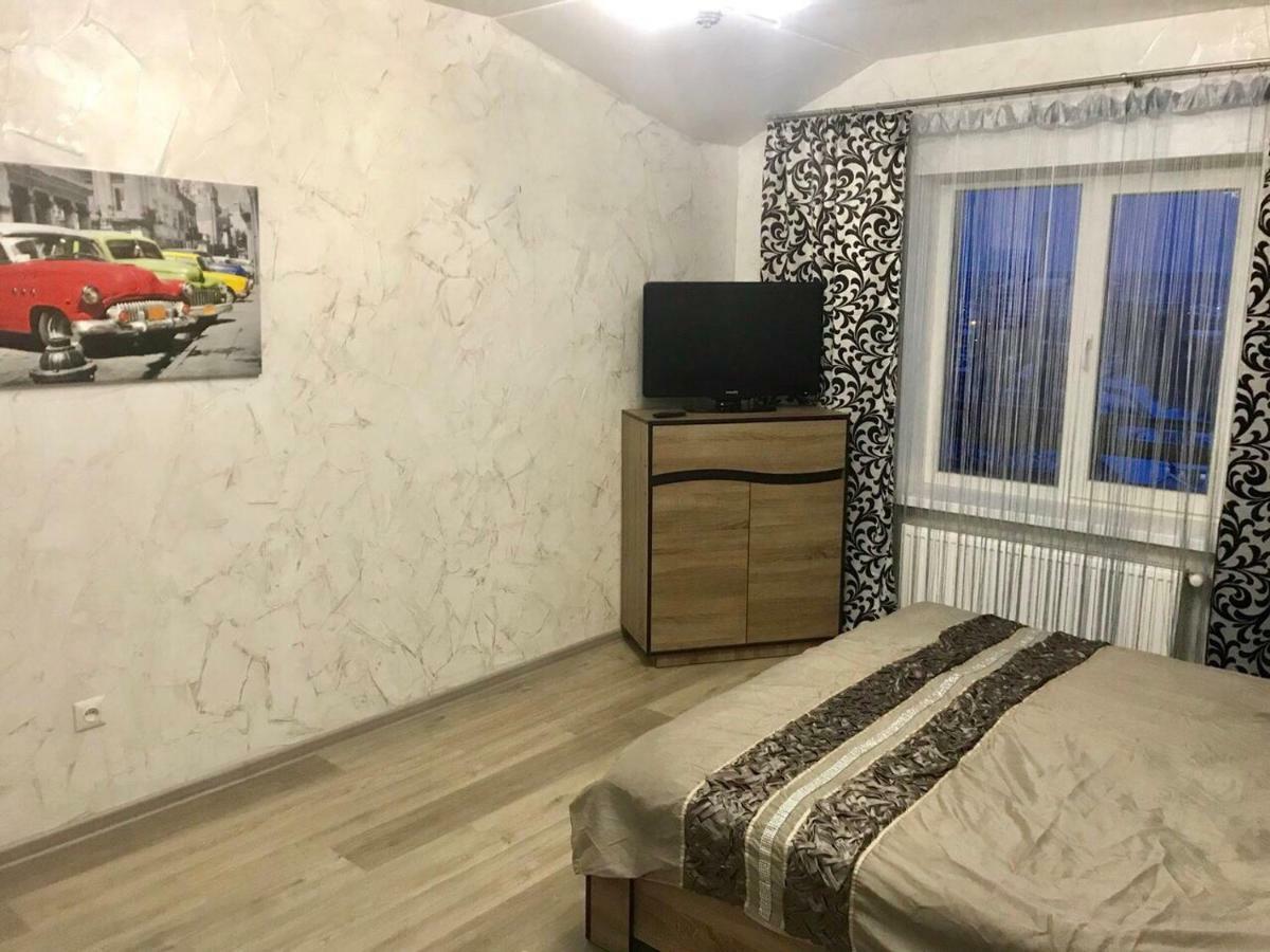 Апартаменти Економ Ivano Frankivsk Bagian luar foto